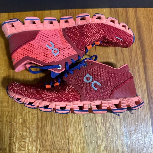 On Cloud Womens Cloud X Running Shoes Red/Flash Blue Women’s Size 5 Active - Picture 5 of 12